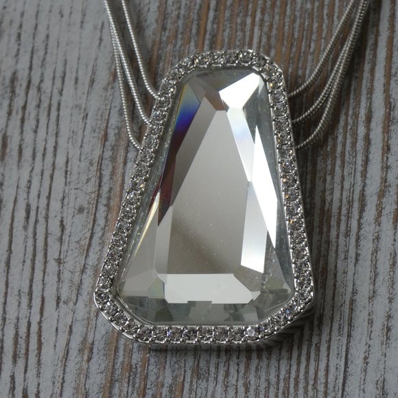 Lia Sophia - Silver Cut Crystal Necklace - Picture 2 of 3